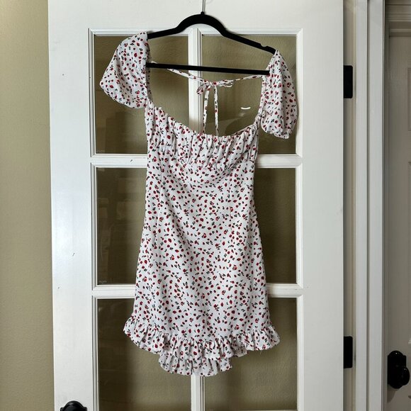 FASHION NOVA Strawberry Print Puff Sleeve Sundress Mini Dress Size Small - Picture 2 of 9